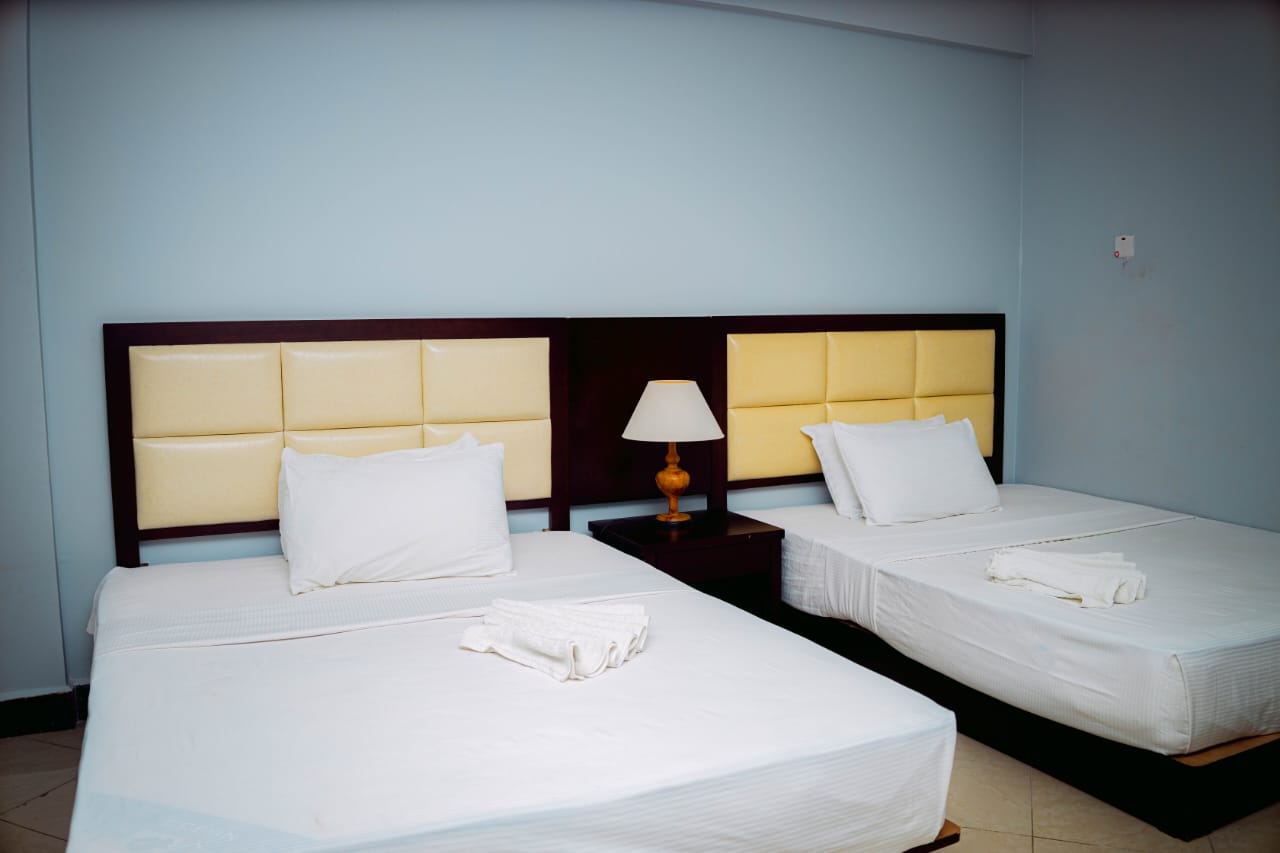 DOUBLE STANDARD ROOM